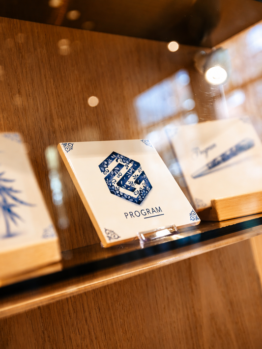 Delft blue tile program logo live